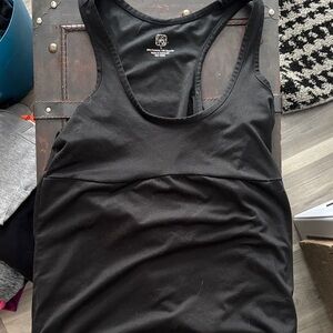 Apana Black Women's workout top size large built in bra